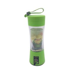 Licuadora portatil, recargable con USB, ideal para licuar frutas.