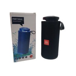 Parlante BT, modelo GT-112, con luz y sonido de alta definición.